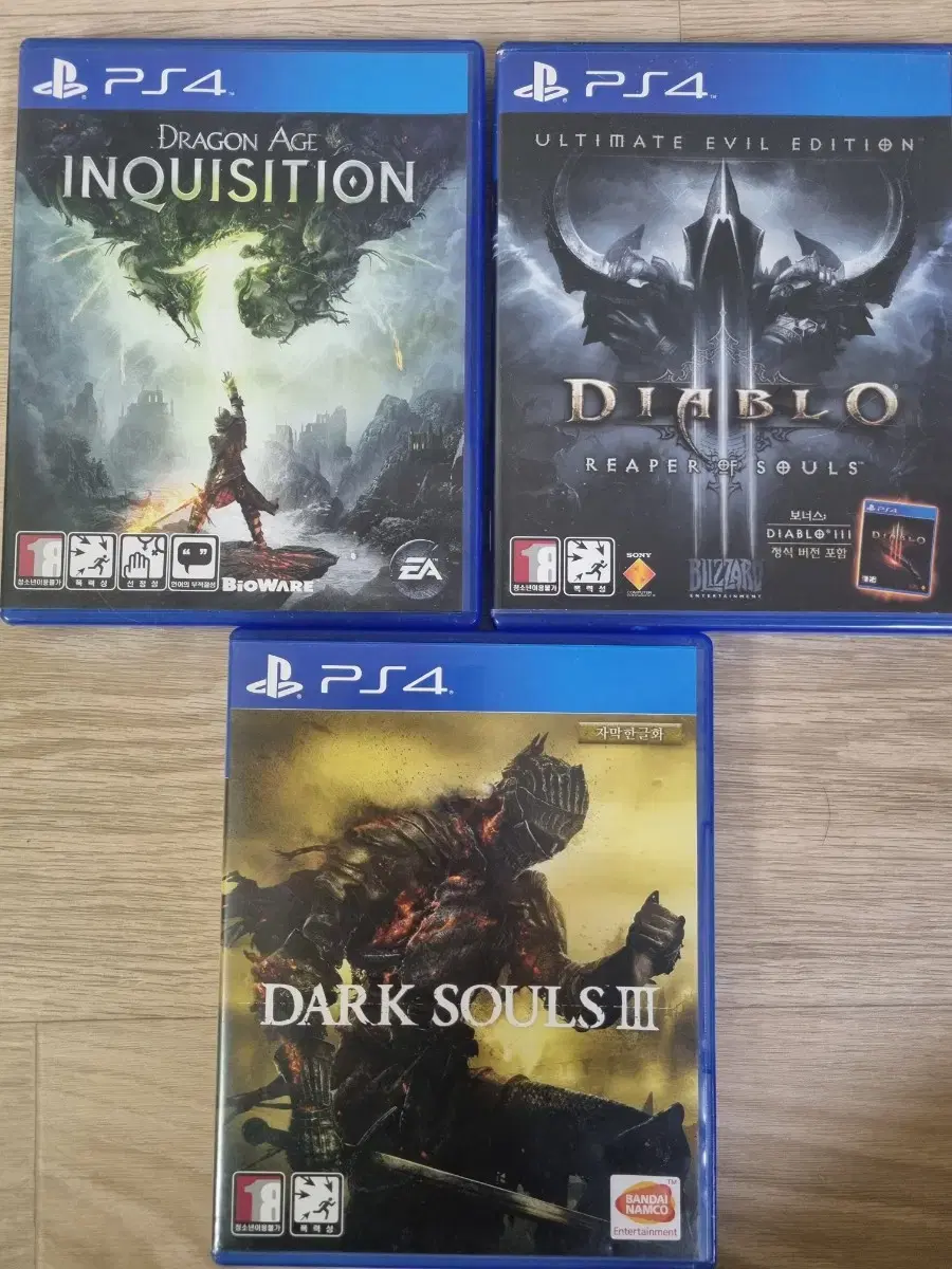 PS4 Diablo 3+Dragons E.JI+Dark Souls 3