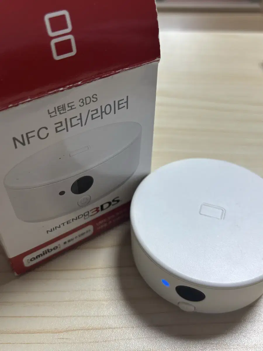 닌텐도 3DS NFC 리더/라이터 아미보