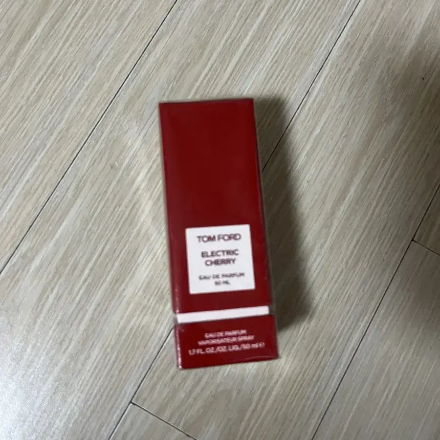 톰포드 일렉트릭체리 50ml