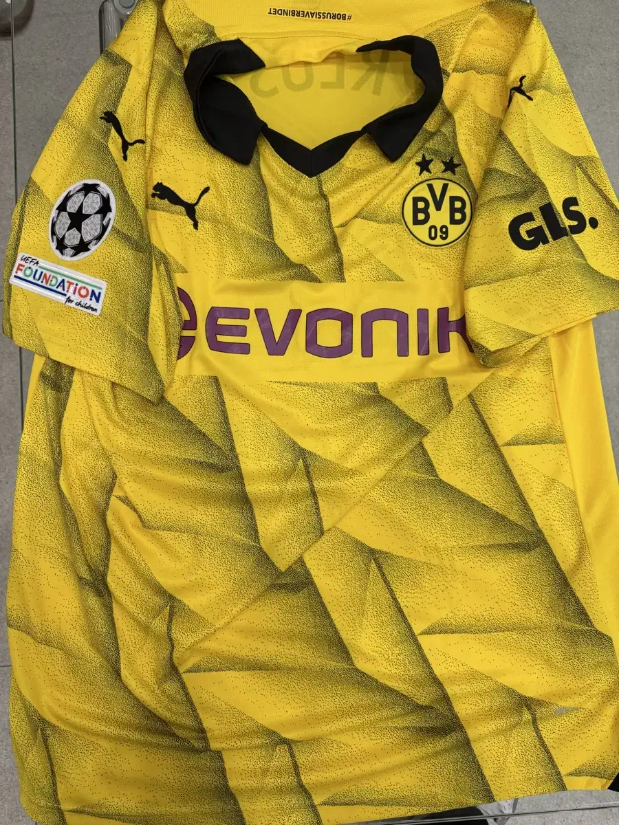 Marco Reus Dortmund jersey for sale.