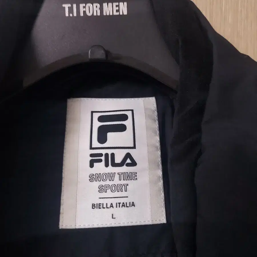 필라 휠라 Fila 롱패딩 검정 라지사이즈 100 ~ 105