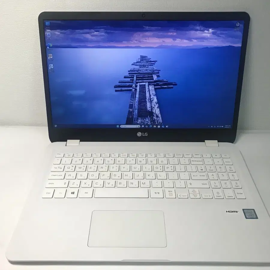 LG 울트라 15U480-GX50K I5-8250U 16G 256G