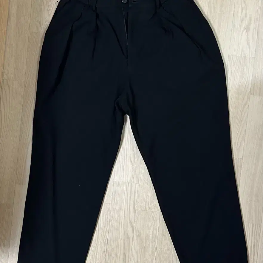 에스파이 2 PLEATED EASY SLACKS (BLACK) M사이즈