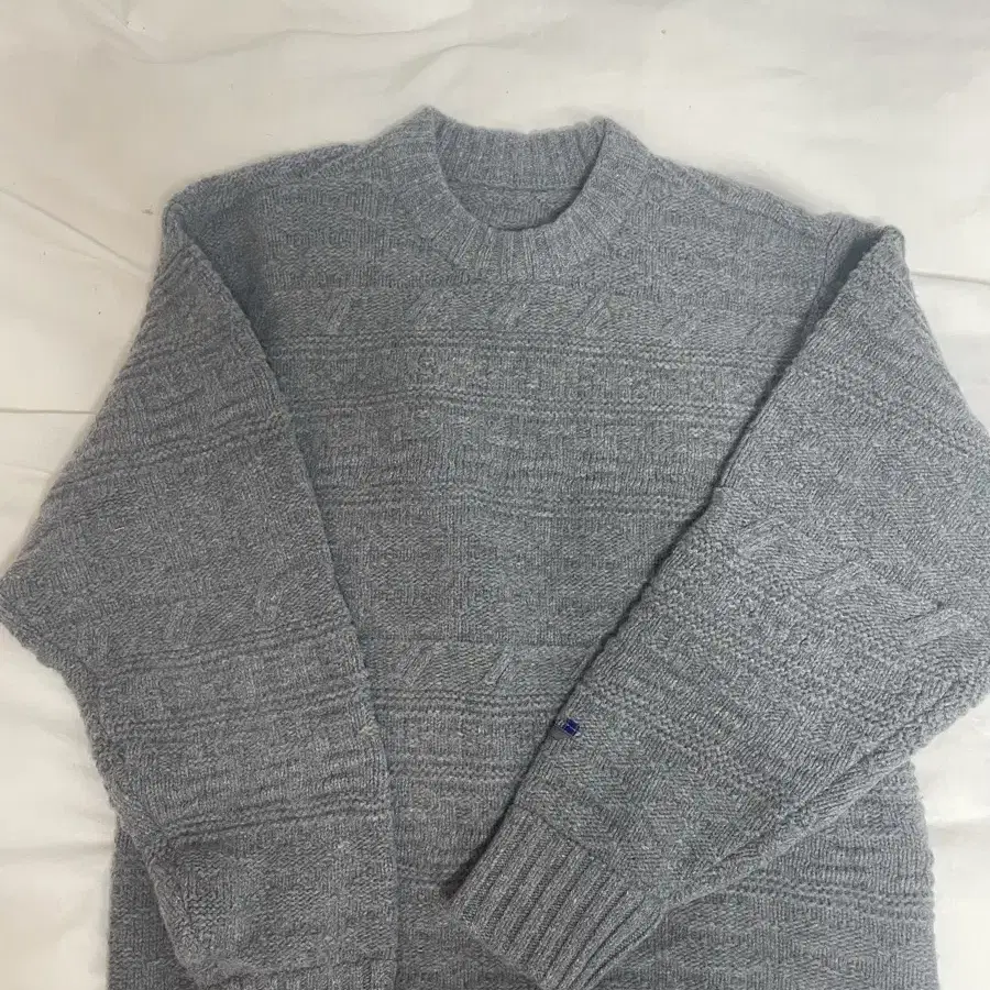 아더에러 Seltic Knit 사이즈 L 새상품