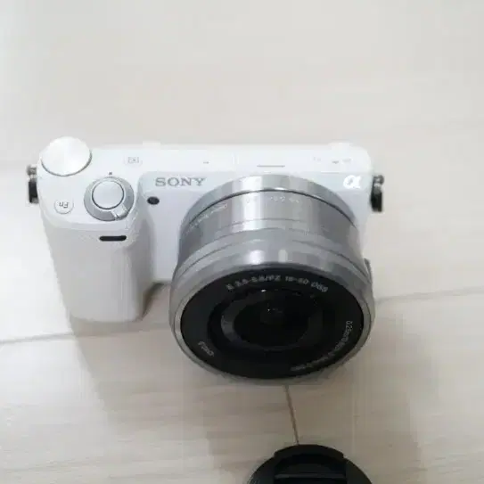 소니 미러리스 카메라 NEX-5R 과 16-50 렌즈 세트