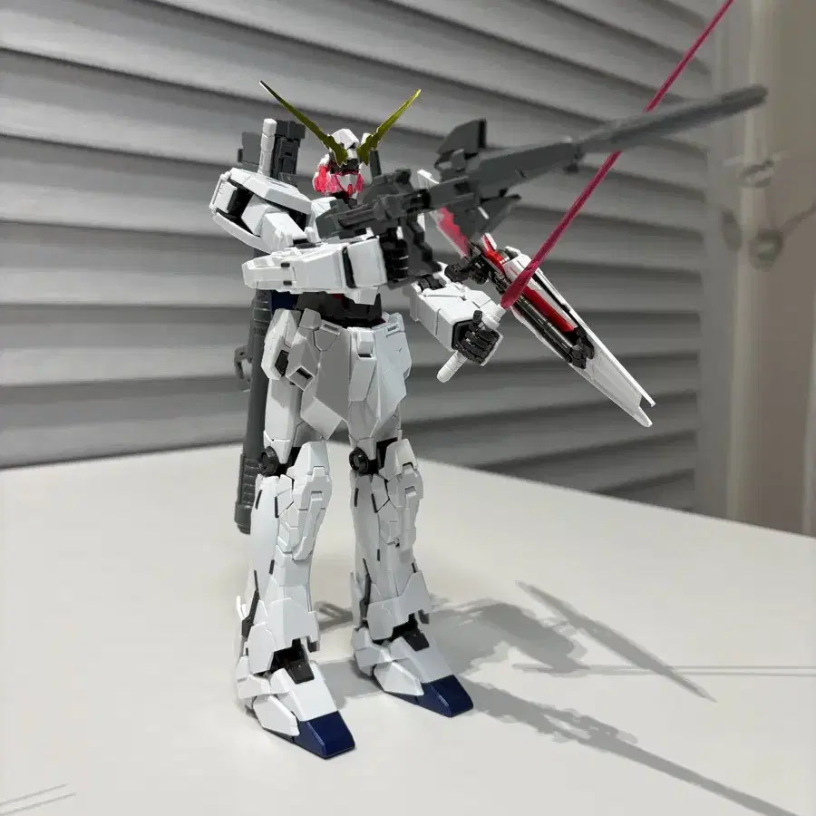 MG RX-0 유니콘 건담