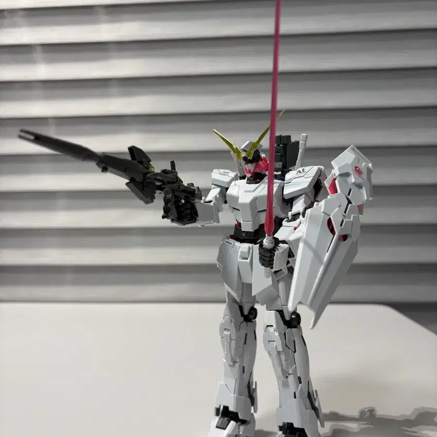 MG RX-0 유니콘 건담