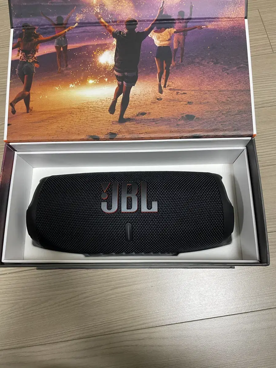 JBL CHARGE5 판매/교신 봐요