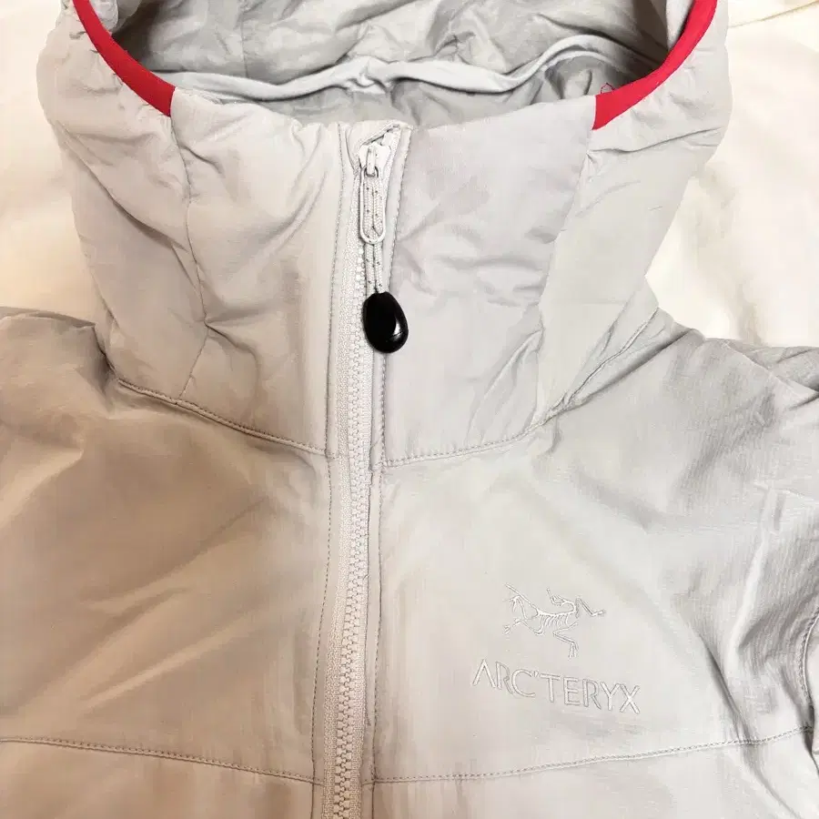 아크테릭스 아톰 Atom LT Hoody Women's