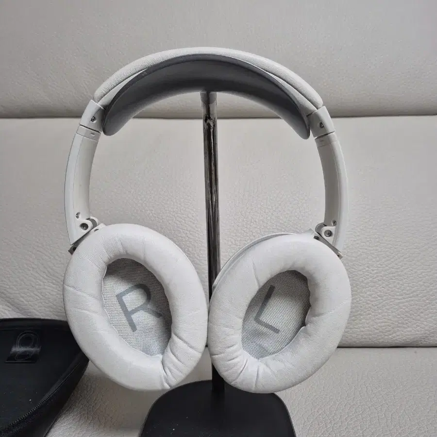 Bose QC45 노캔 헤드폰 풀구성