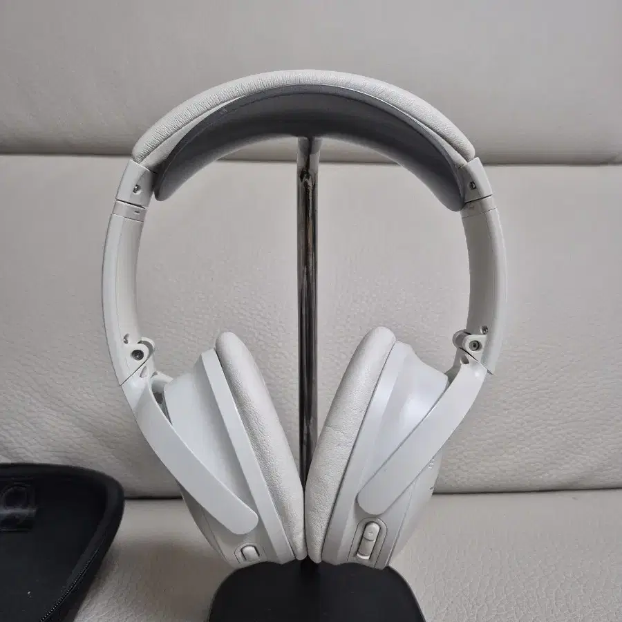 Bose QC45 노캔 헤드폰 풀구성