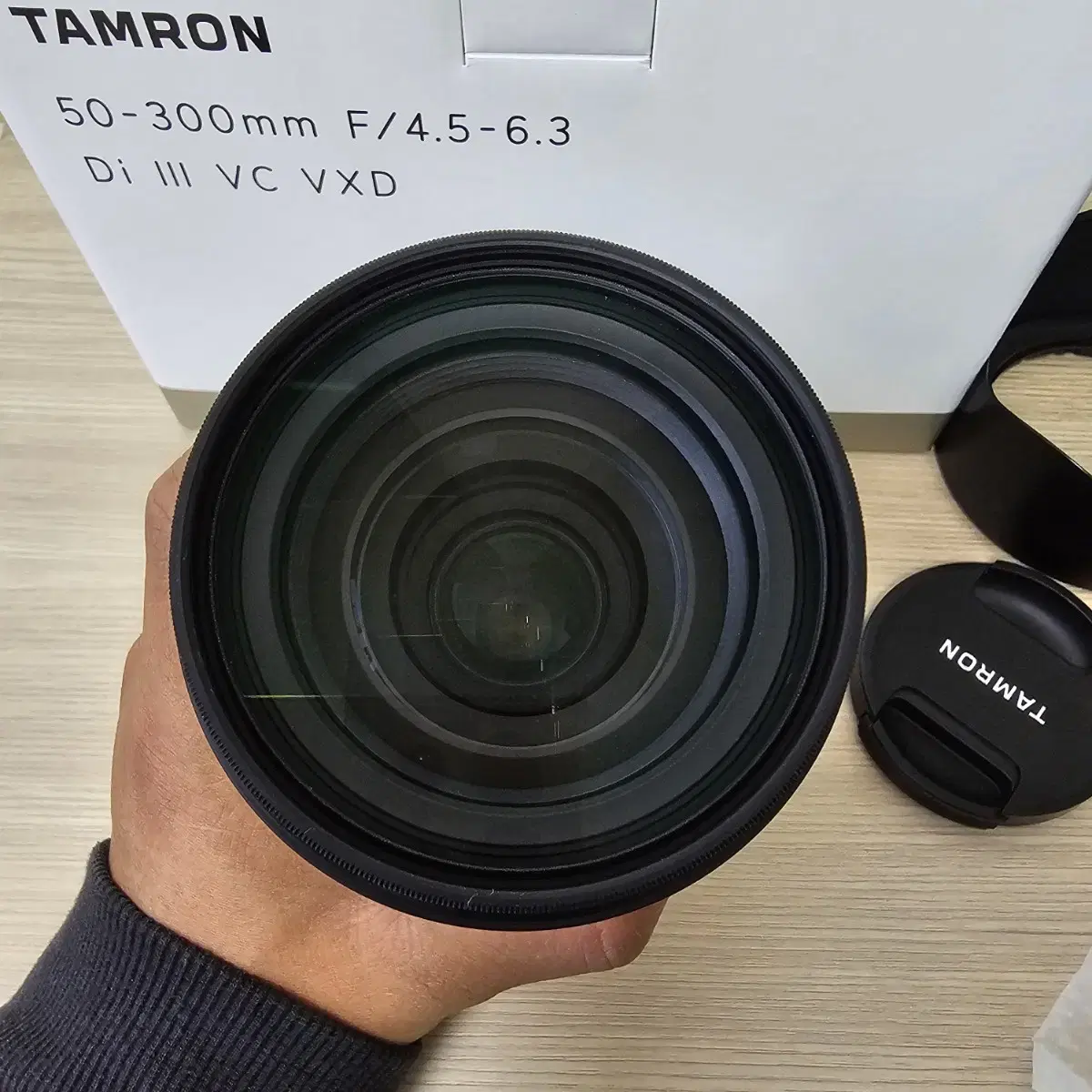 탐론 50-300 Fe 소니 마운트