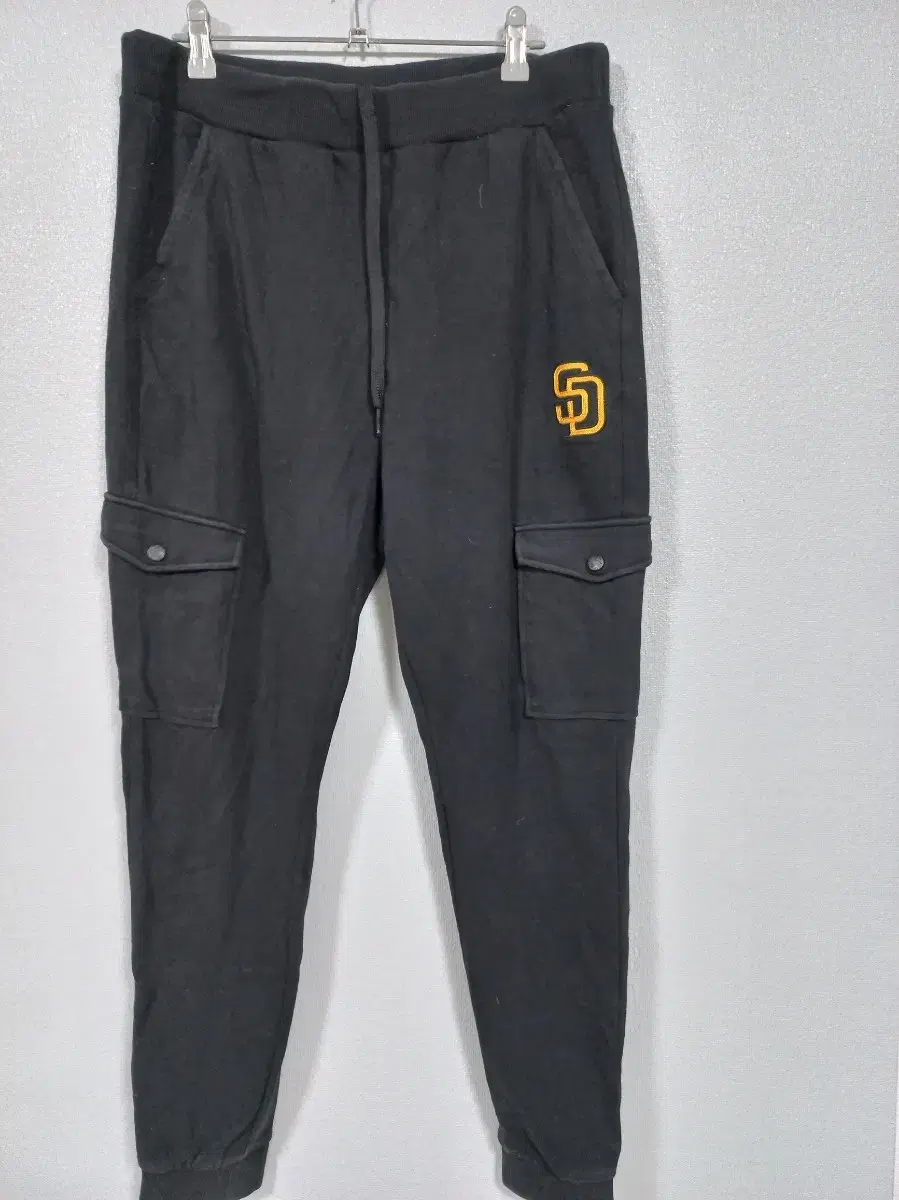 MLB Cargo Jogger Cotton Pants 32