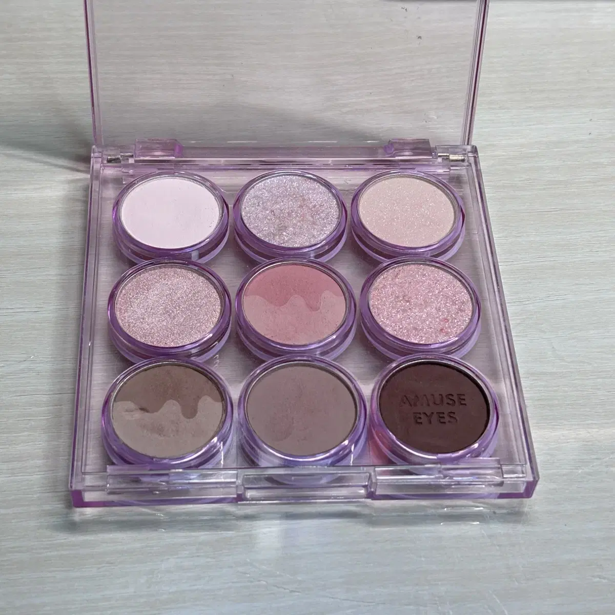 Amuse Cool Rose Eyeshadow Palette