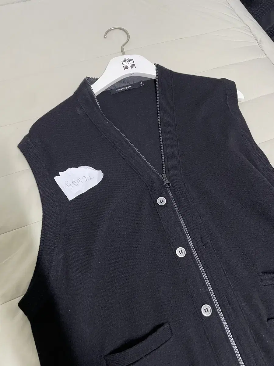 해칭룸 Full Zip Knit vest 블랙 4사이즈