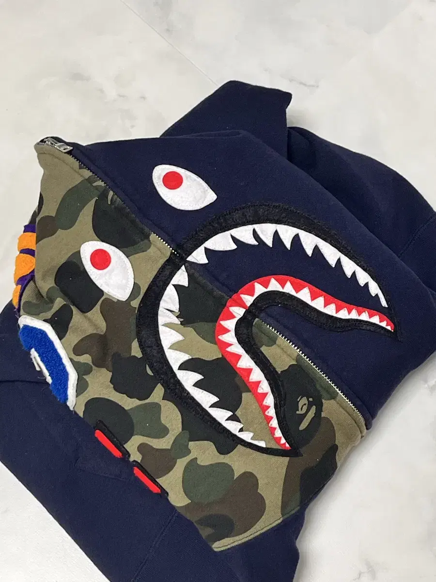 Vape 1st Vahn Camo Shark Hoodie Zip Up