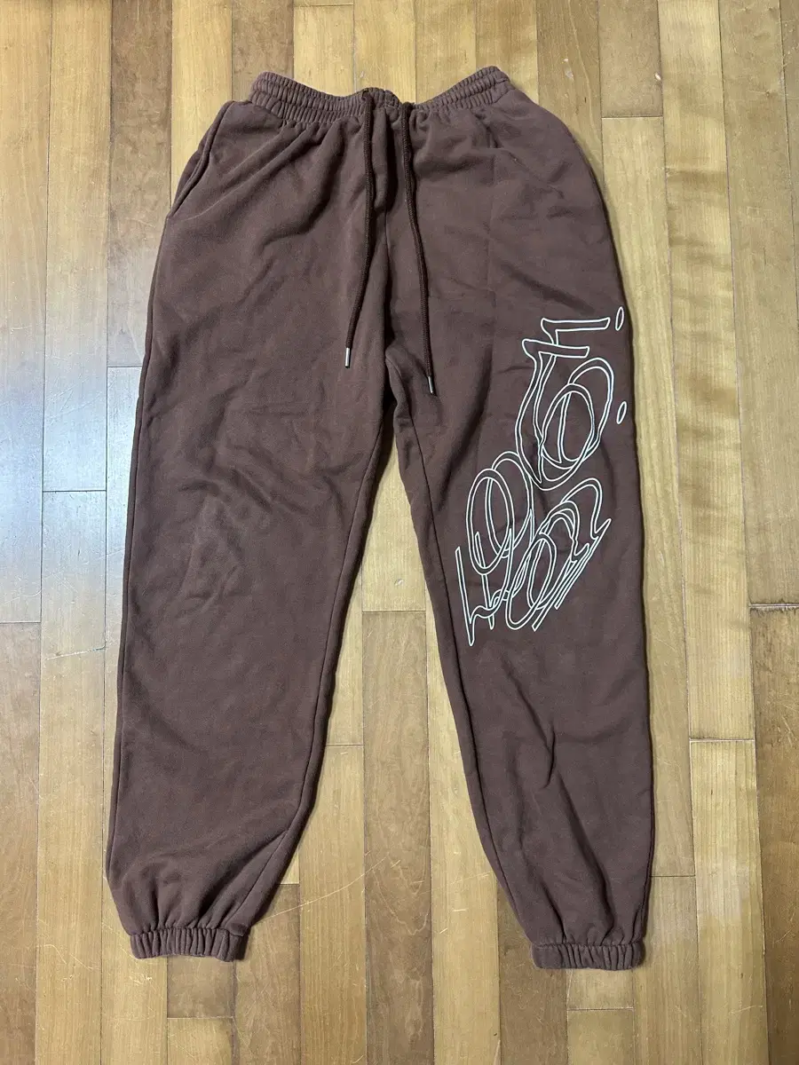 D:ment Brown training pants