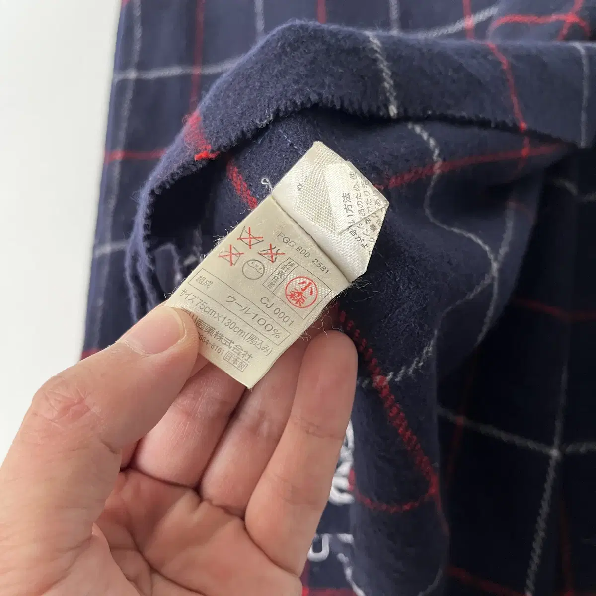 BURBERRY 90's wool 100% shawl ( 일본제 )