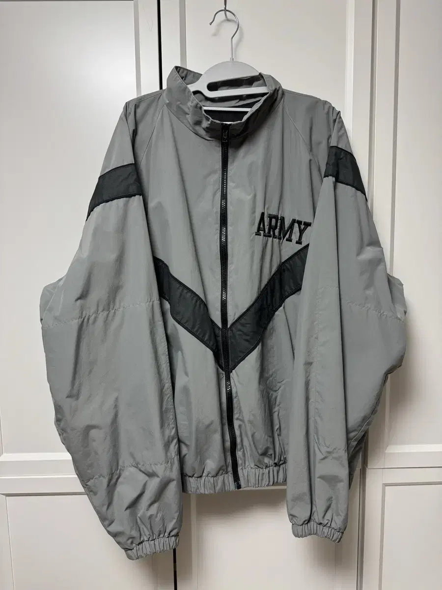 US Army Physical Jacket X-Large Regular