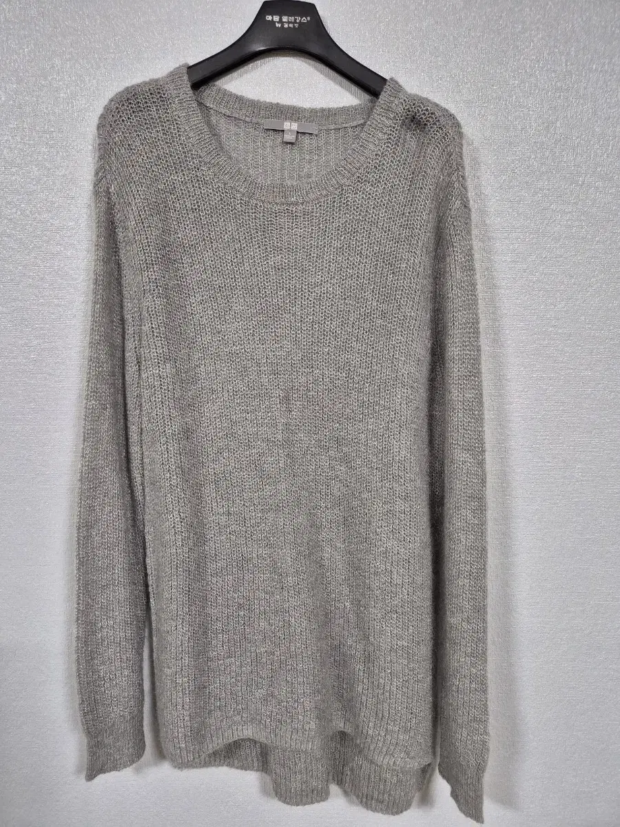 Uniqlo Mohair Knit Tee L