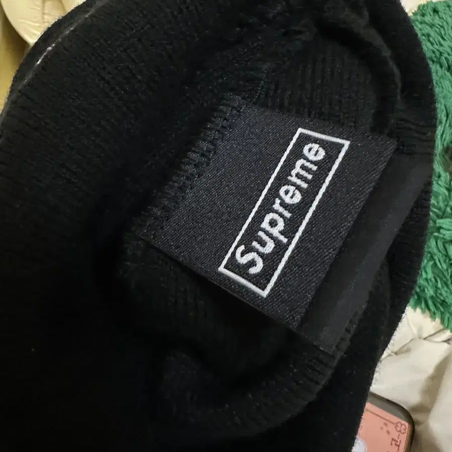 슈프림 Supreme New Era Box Logo 비니