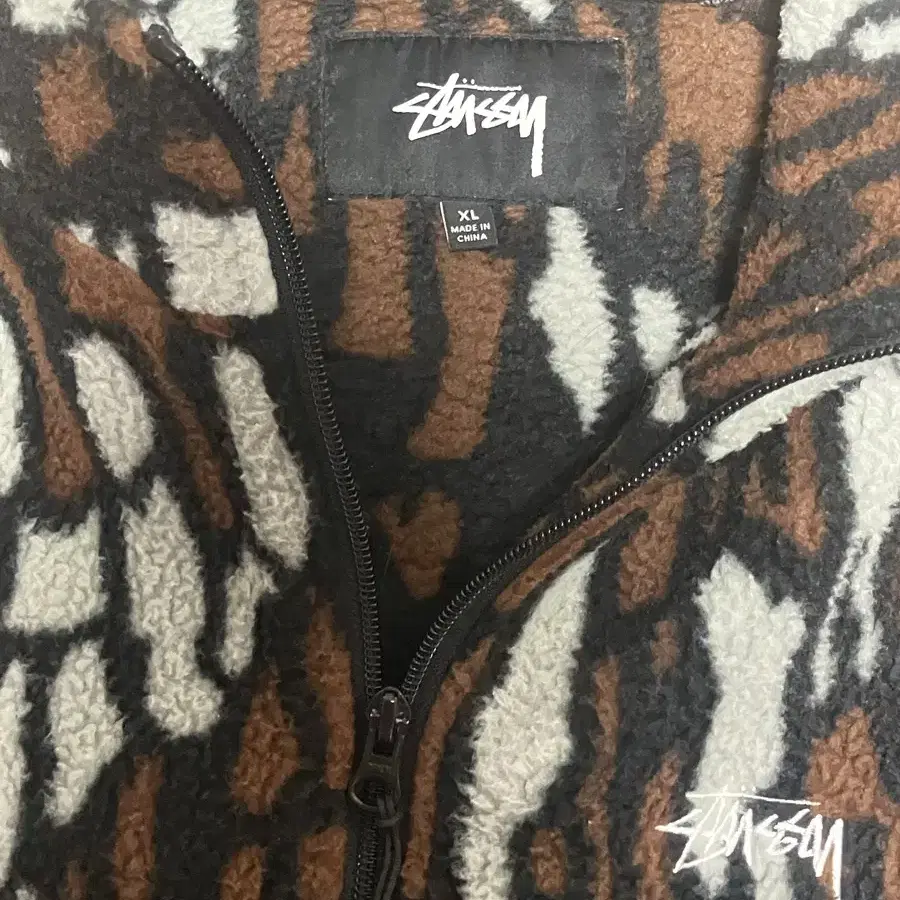 스투시 stussy 트리바크 플리스 자켓 XL bark tree