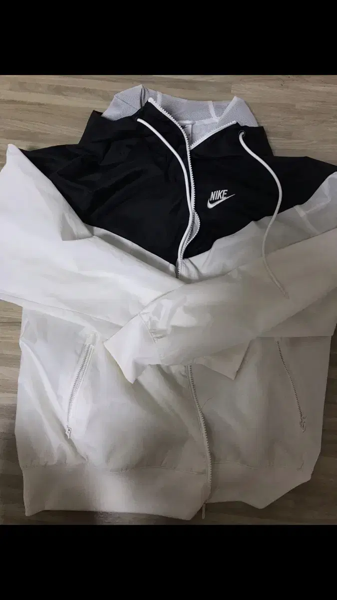 Nike Windrunner Men's M