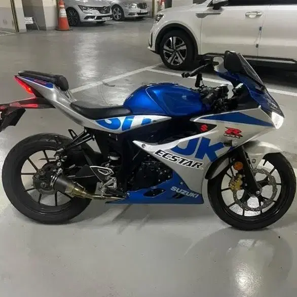 스즈키 gsxr125 스페셜카울21년식 네고x