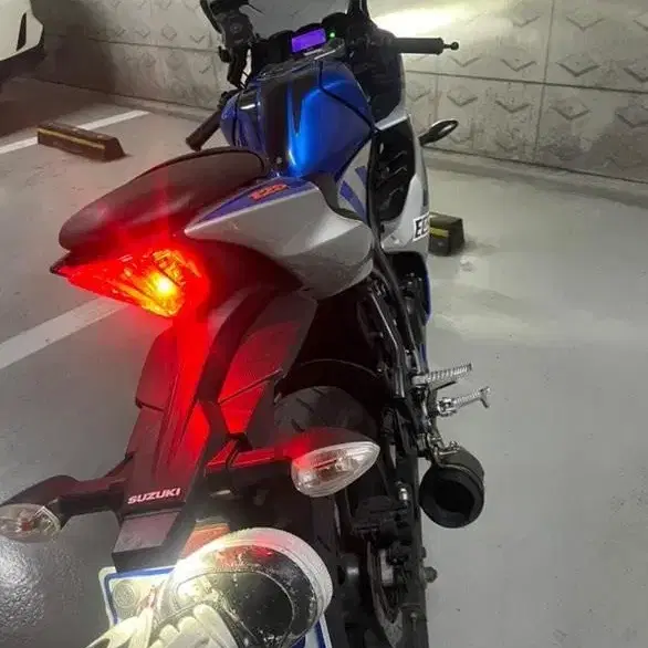 스즈키 gsxr125 스페셜카울21년식 네고x