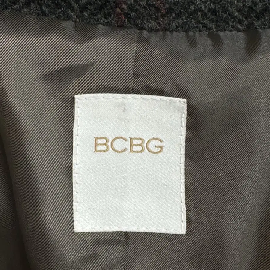 BCBG 울코트