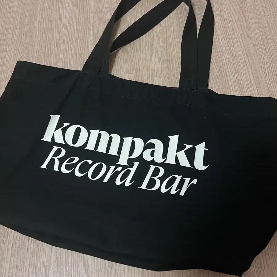 Kompakt record bar 콤팩트레코드바 에코백