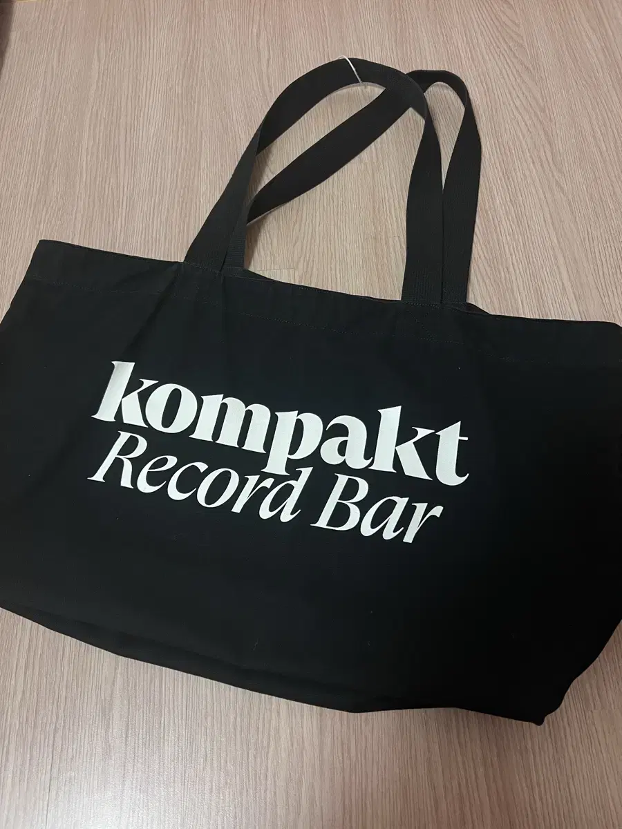 Kompakt record bar 콤팩트레코드바 에코백