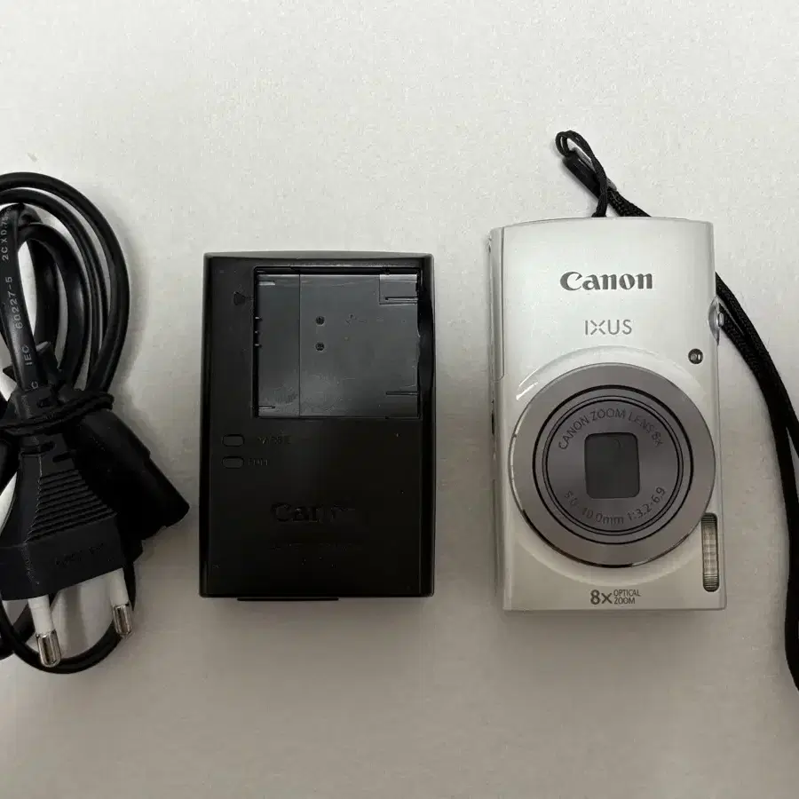 canon ixus 160 판매합니다.