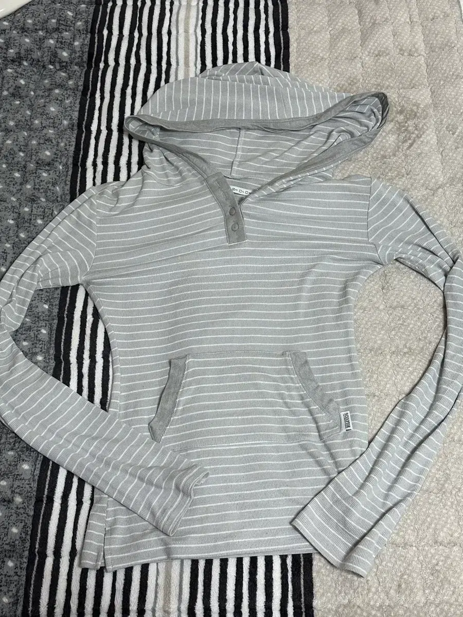 [Sculptor] Stripe Hoodie Tee Gray