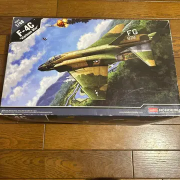 아카데미 1/48 USAF F-4C 베트남 전쟁