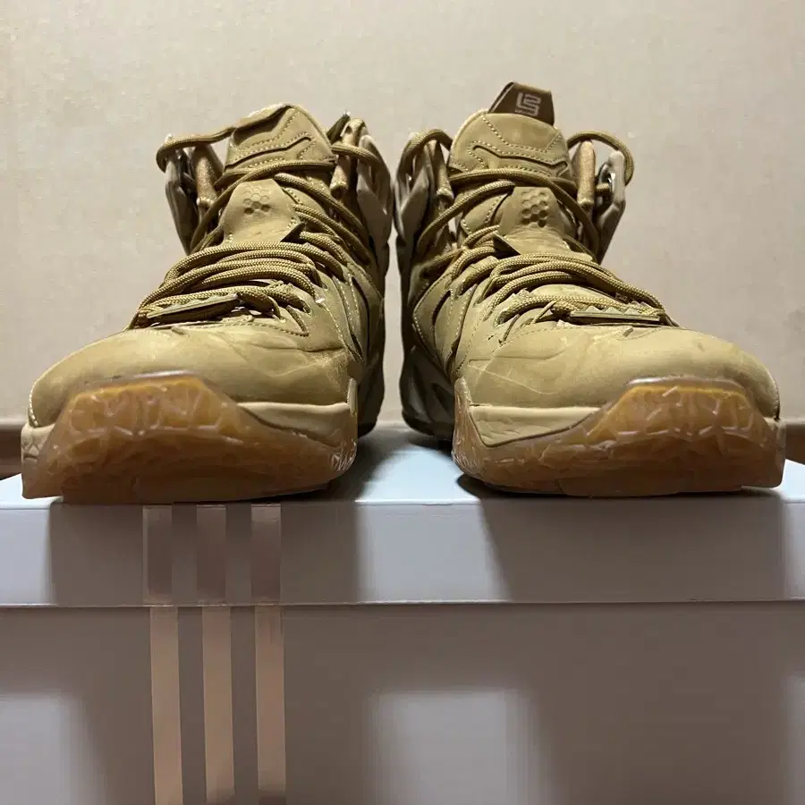 르브론 12 된장 270 농구화, lebron 12 wheat