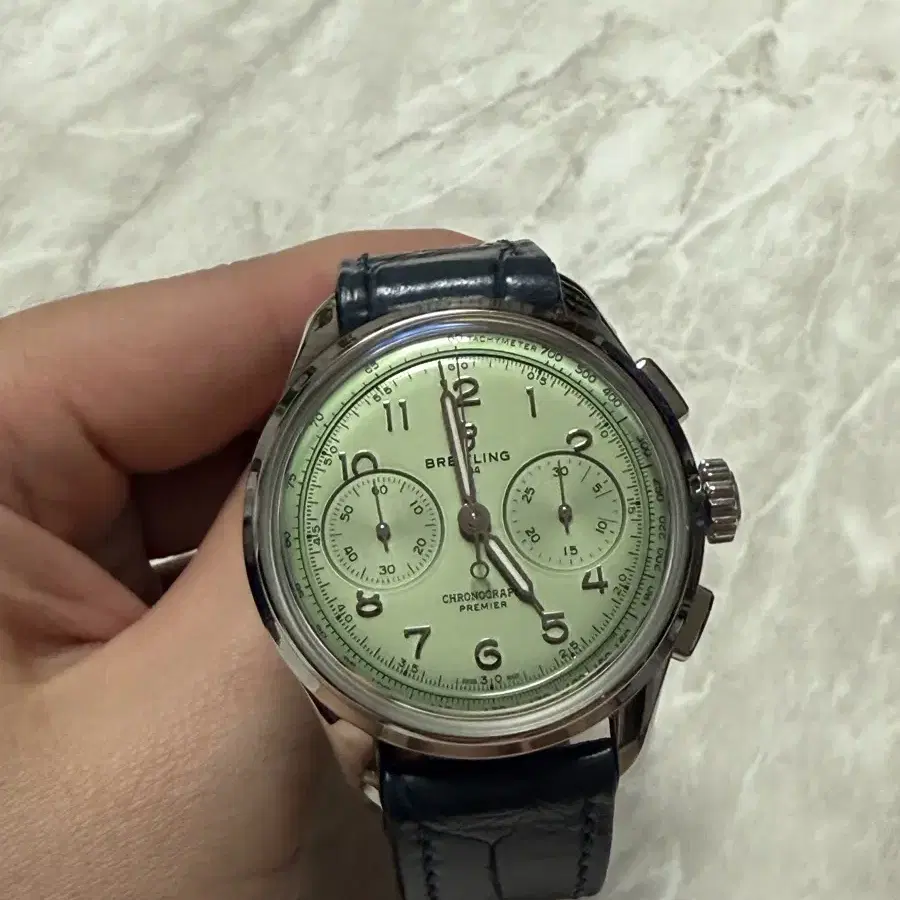 브라이틀링 프리미에르 B09 크로노그래프 40mm