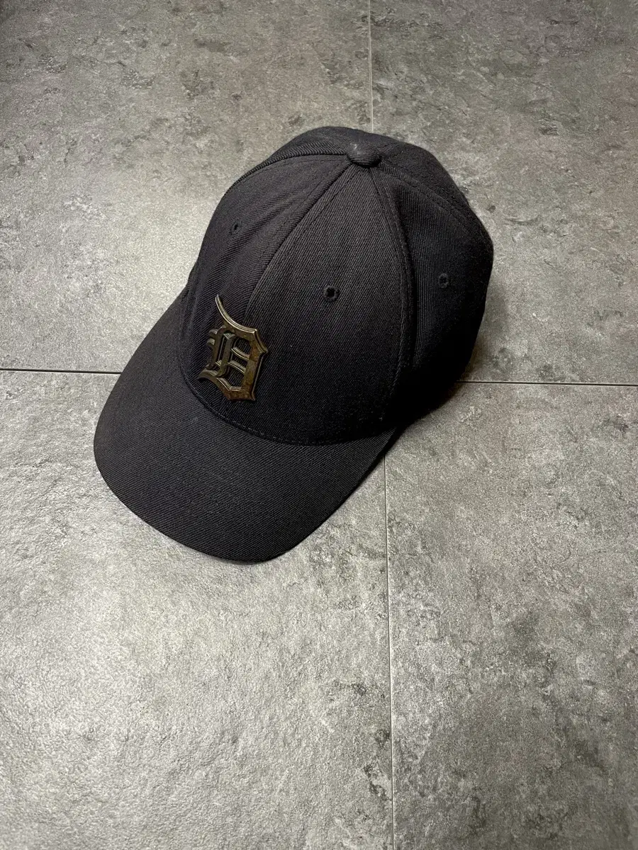 Vintage 9 MLB Ballcap Hat S-M