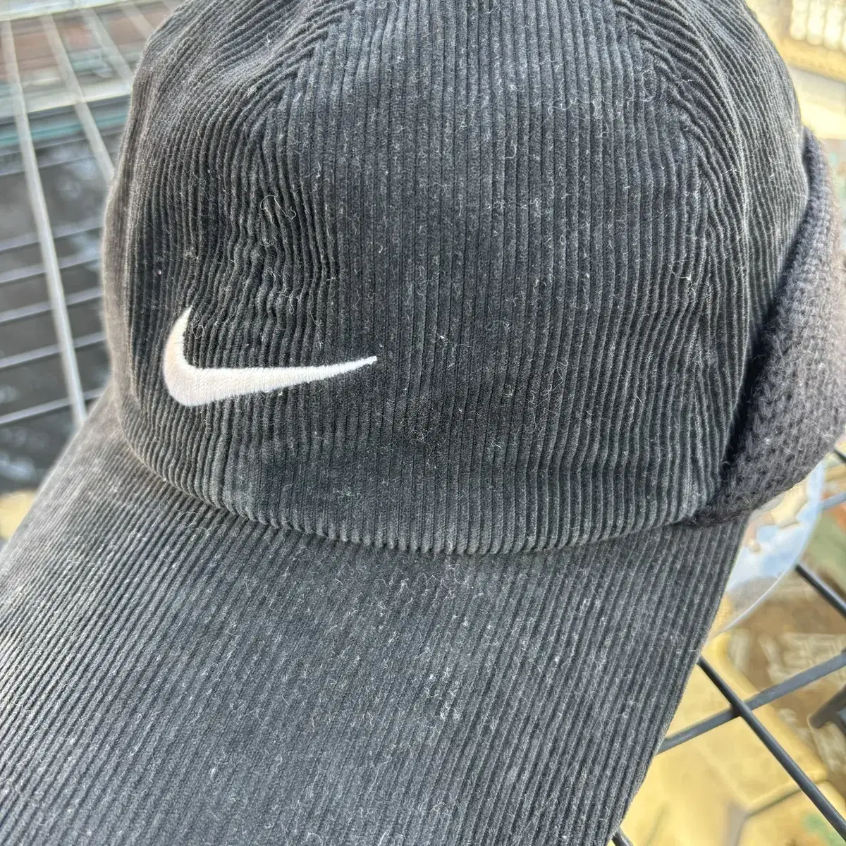 Nike 00s 나이키 코듀로이 블랙 이어플랩 캡