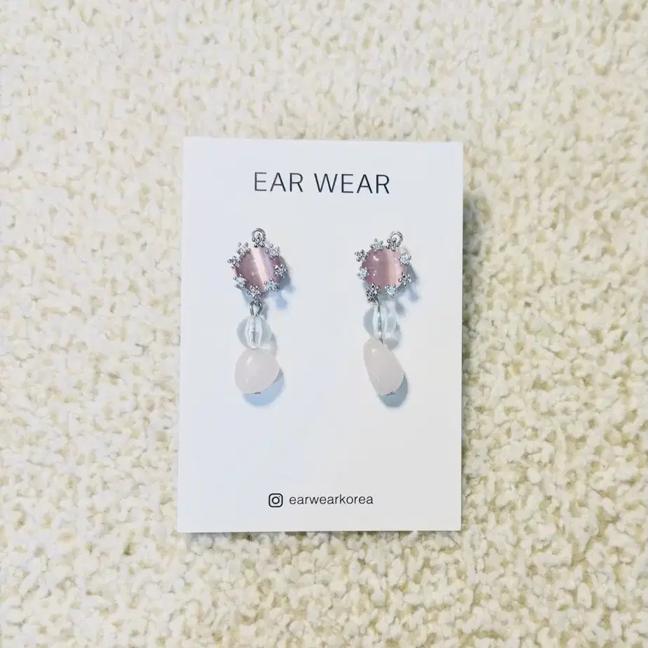 핸드메이드/새상품) EAR WEAR 로즈쿼츠 드롭 귀걸이/귀찌