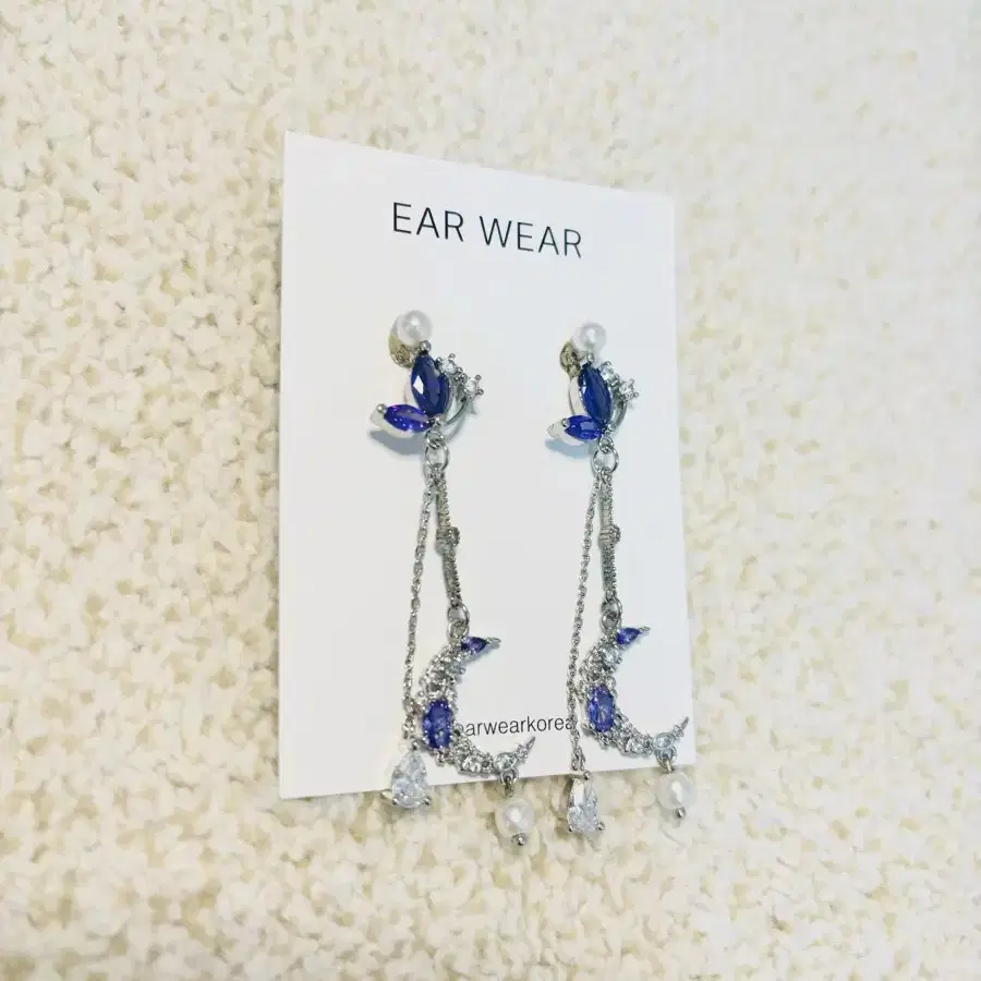 핸드메이드/새상품) EAR WEAR 보랏빛 문드롭 귀걸이/귀찌