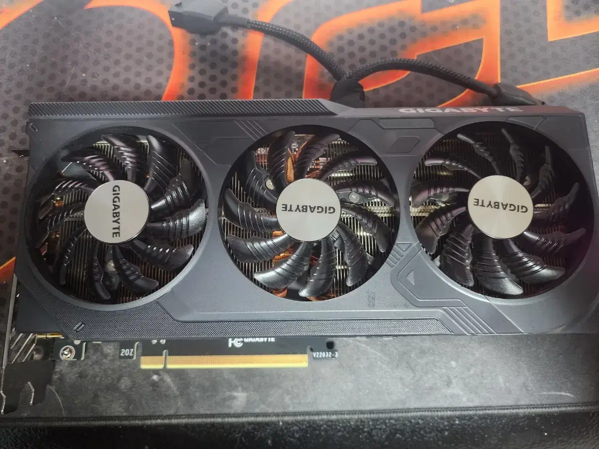 기가바이트 RTX4070Ti Super 4070ti슈퍼 팝니다.