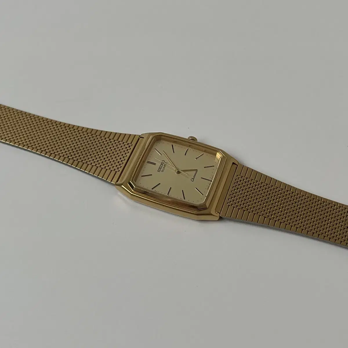 세이코 - 80s chronos gold square quartz