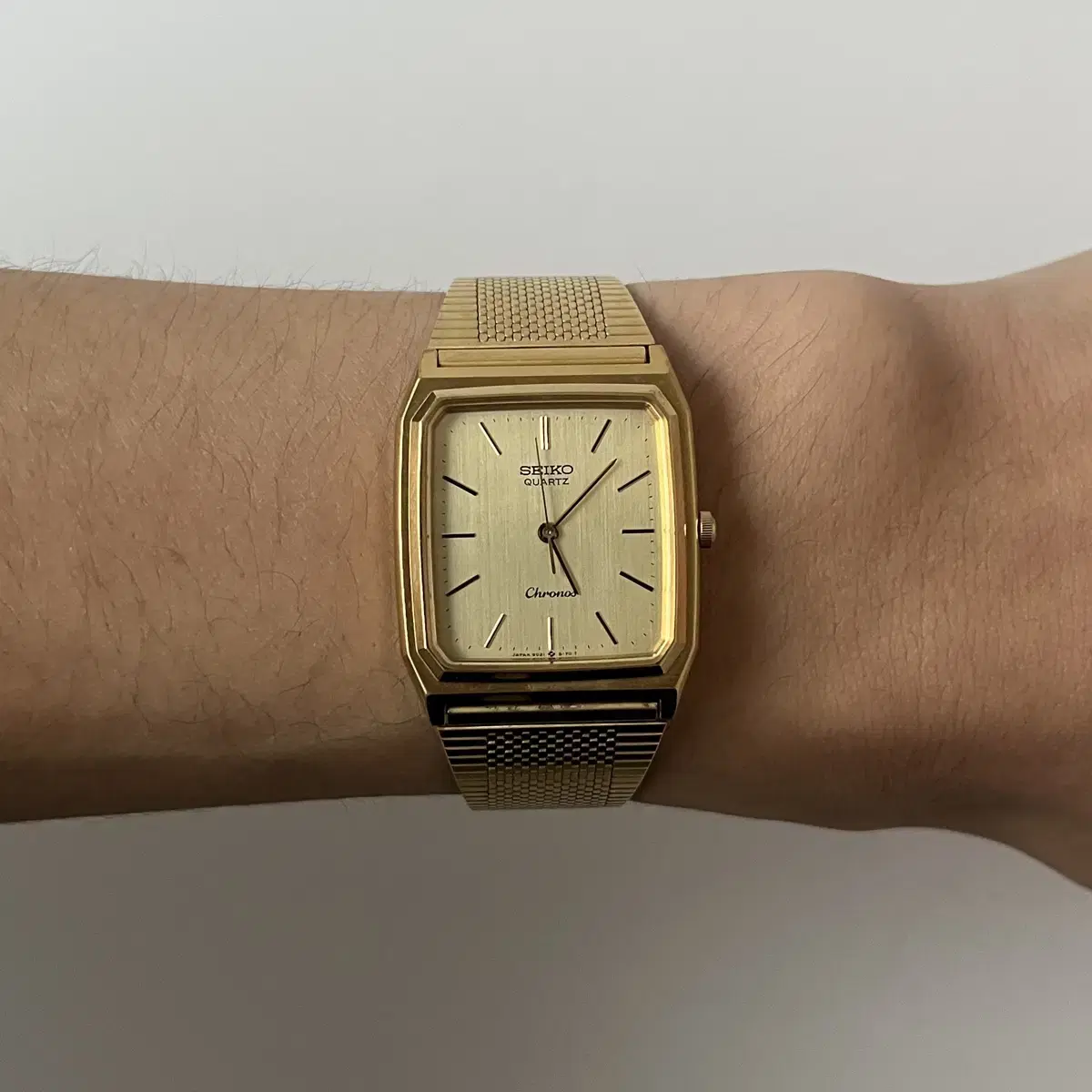 세이코 - 80s chronos gold square quartz