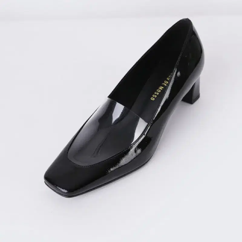 메노드모쏘 Square transparent pumps (black)