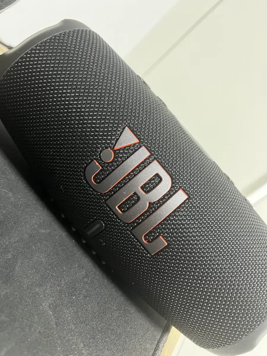 jbl 차지5