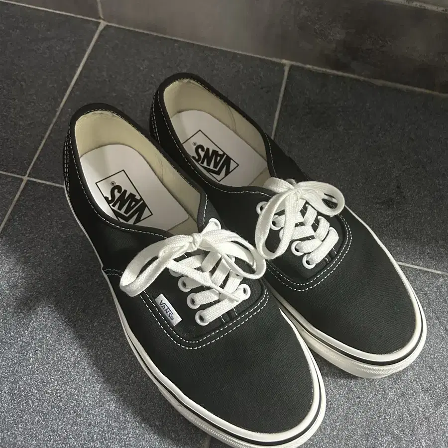 Vans 반스 애너하임 어센틱 260 판매합니다