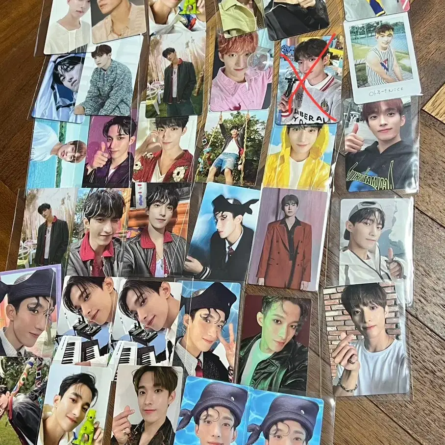 세븐틴 포토카드 판매합니다 Seventeen photocard sell