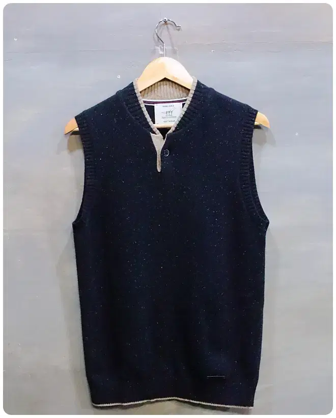 [100] Henry Cotton Button Wool Knit Vest (20% off)