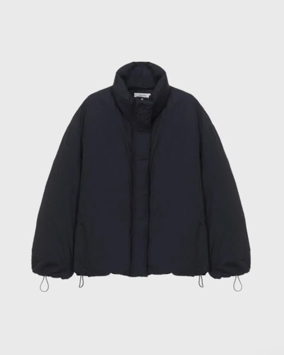 모노하 패딩 High-neck down puffer